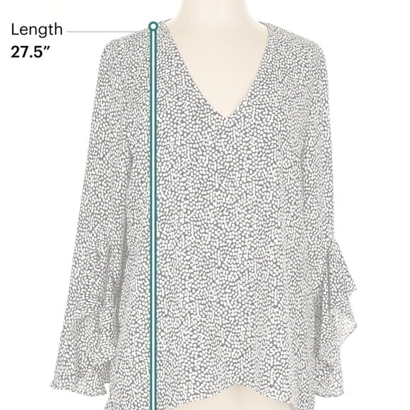 Vince Camuto Flutter Sleeve Blouse - Picture 5 of 7